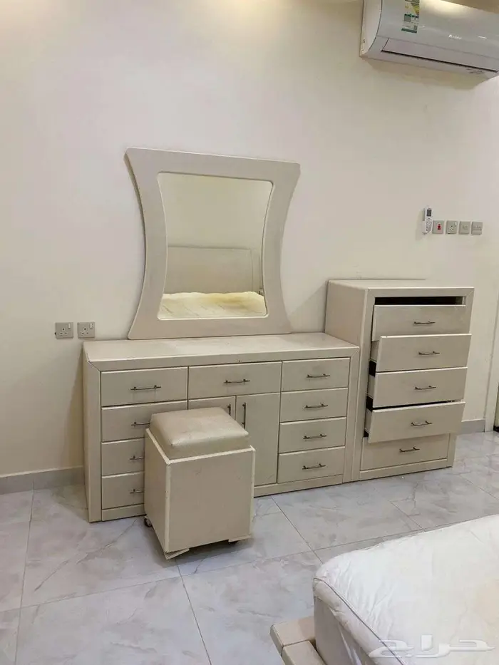 فك ونقل تركيب الاثاث المستعمل والجديد 0