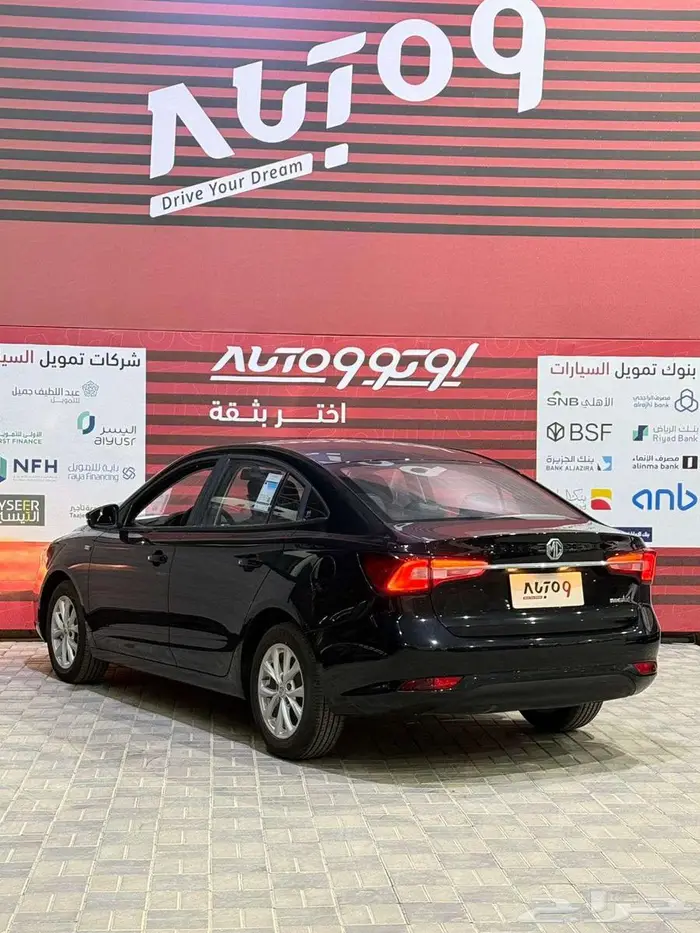 ام جي 5 ستاندر 2025 3