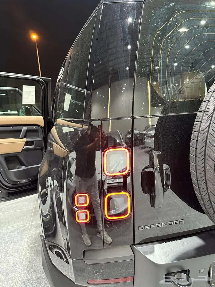 لاندروفر ديفيندر HSE.xdinamic سعودي 2026 8