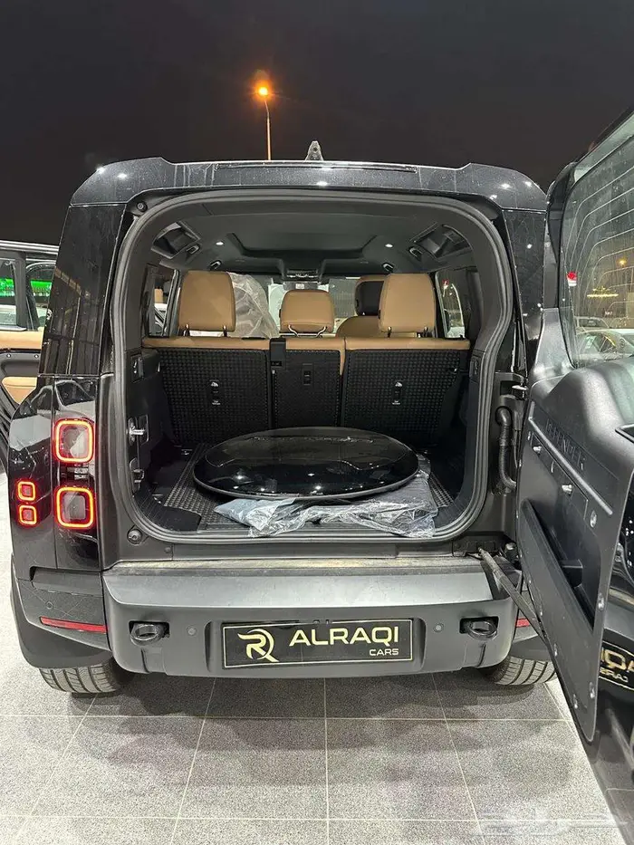 لاندروفر ديفيندر HSE.xdinamic سعودي 2026 10