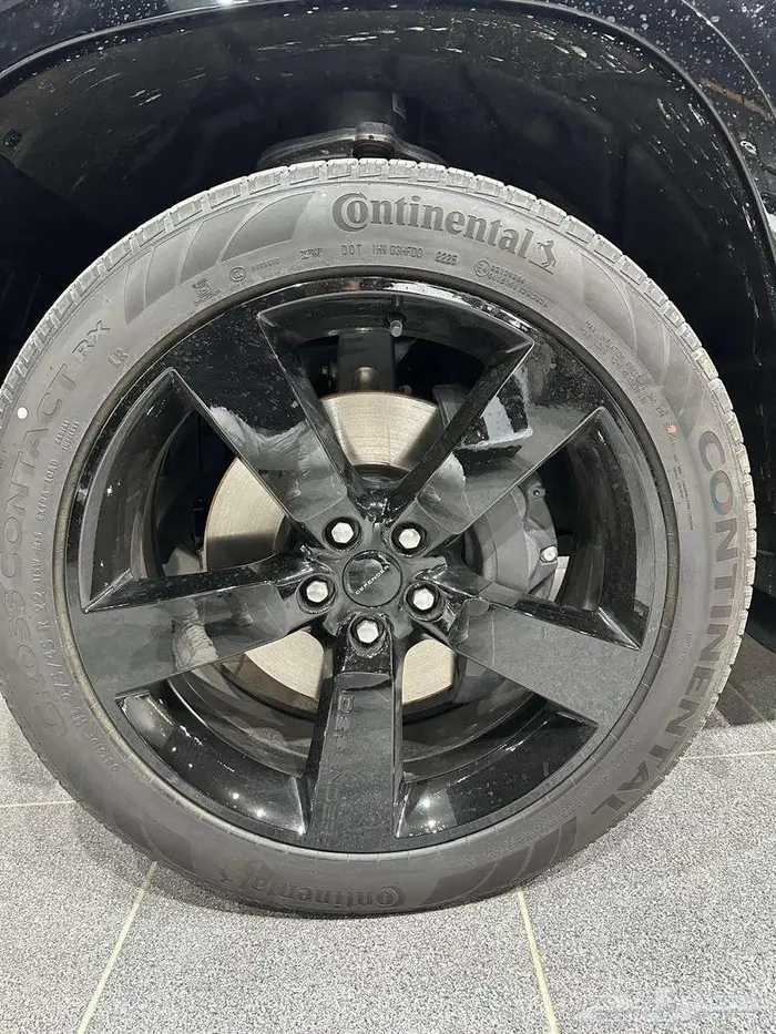 لاندروفر ديفيندر HSE.xdinamic سعودي 2026 3