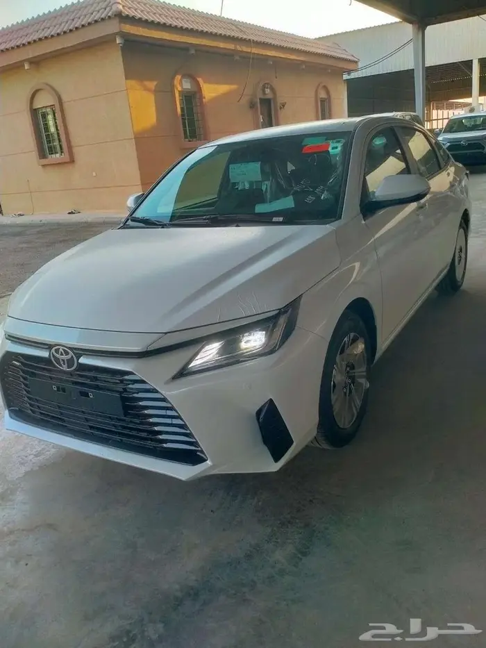 تويوتا يارس YX 1.3 بنزين 2026 2