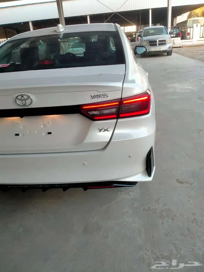 تويوتا يارس YX 1.3 بنزين 2026 4