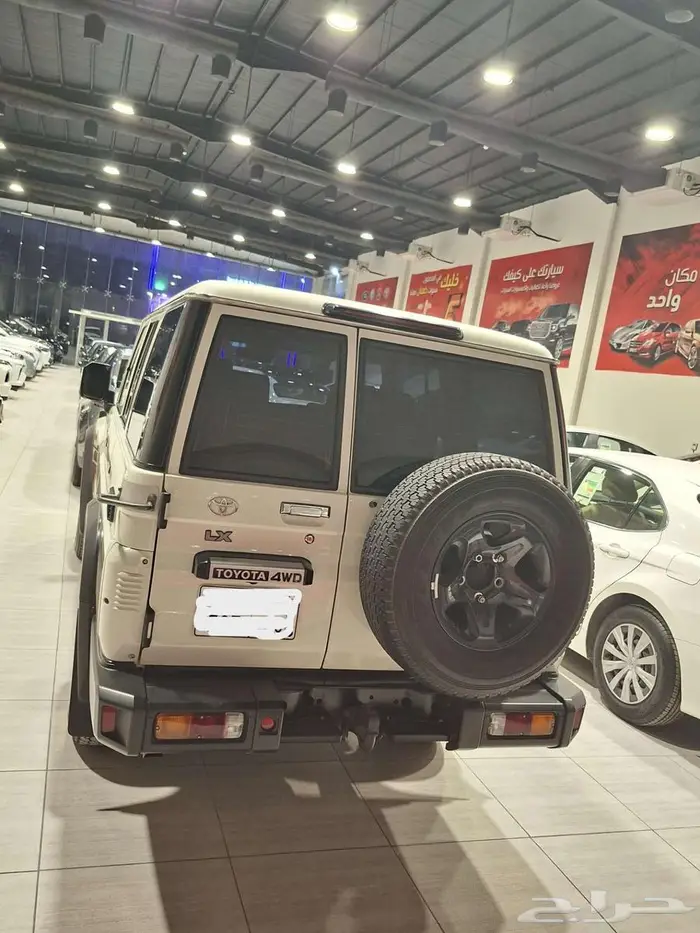 تويوتا ربع مصندق تماتيك ديزل 2024 بحريني عداد 40 ألف 4