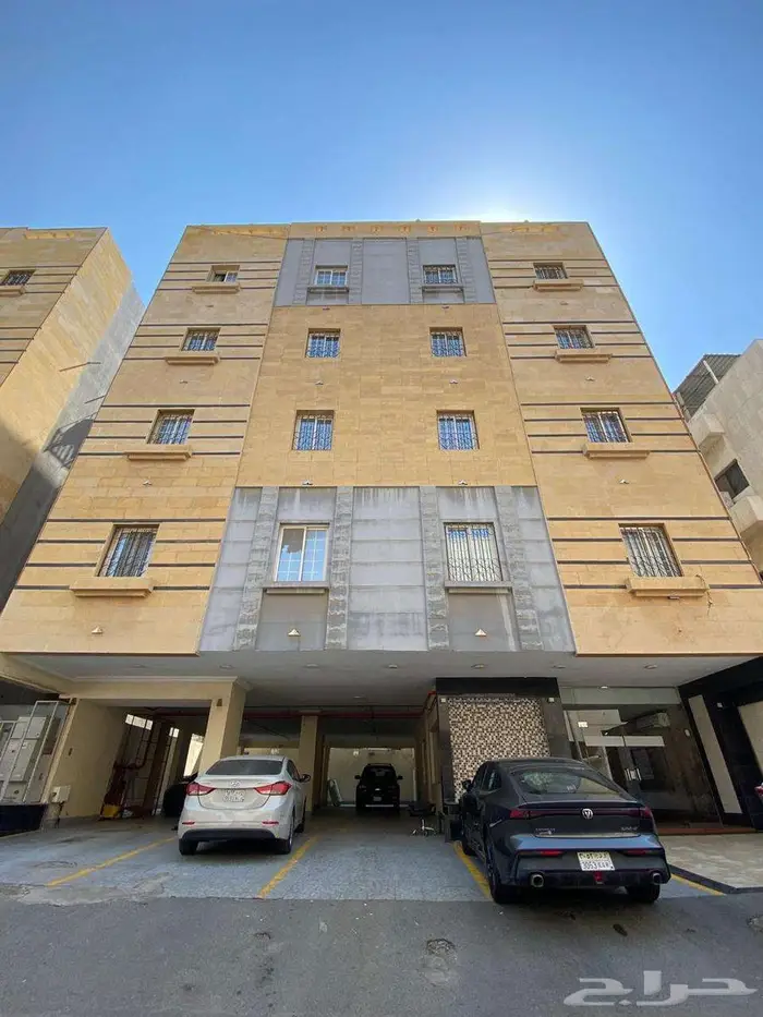 شقة فاخرة مفروشة للإيجار الشهري والسنوي بجدة حي الروضة 0