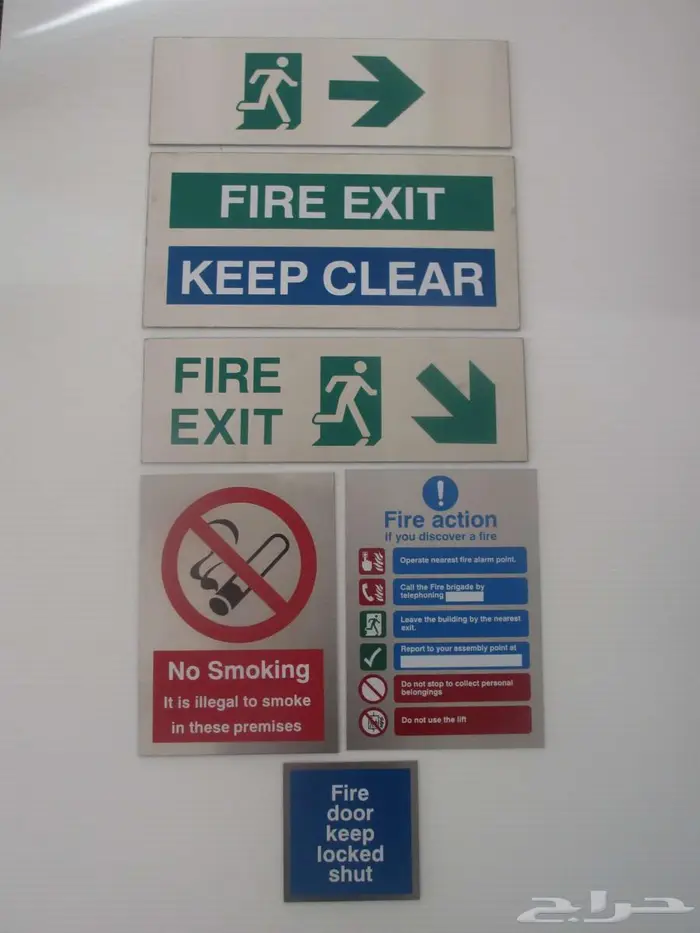 لوحات للمكاتب والمواقف وارقام الشقق والفنادق والمصانع 12