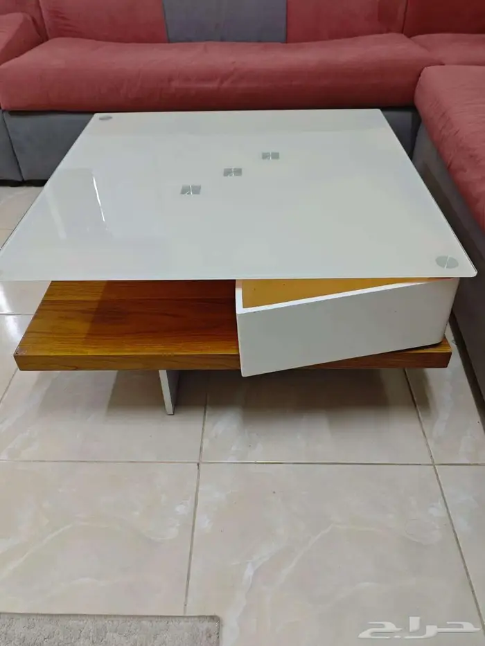 طاولة للبيع 0