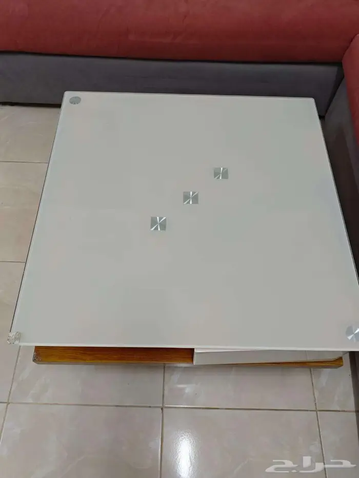 طاولة للبيع 1