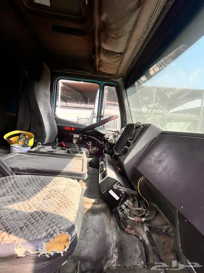 للبيع قلاب البي موديل 94 3