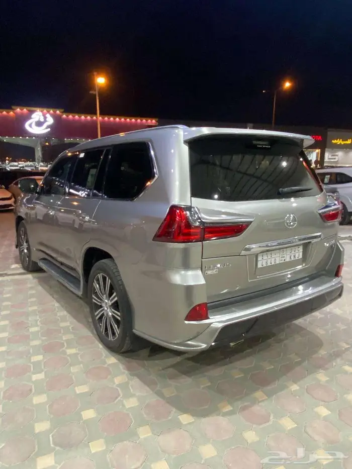 لكزس LX570 موديل 2021 (سعودي) عداد 25 الف 5