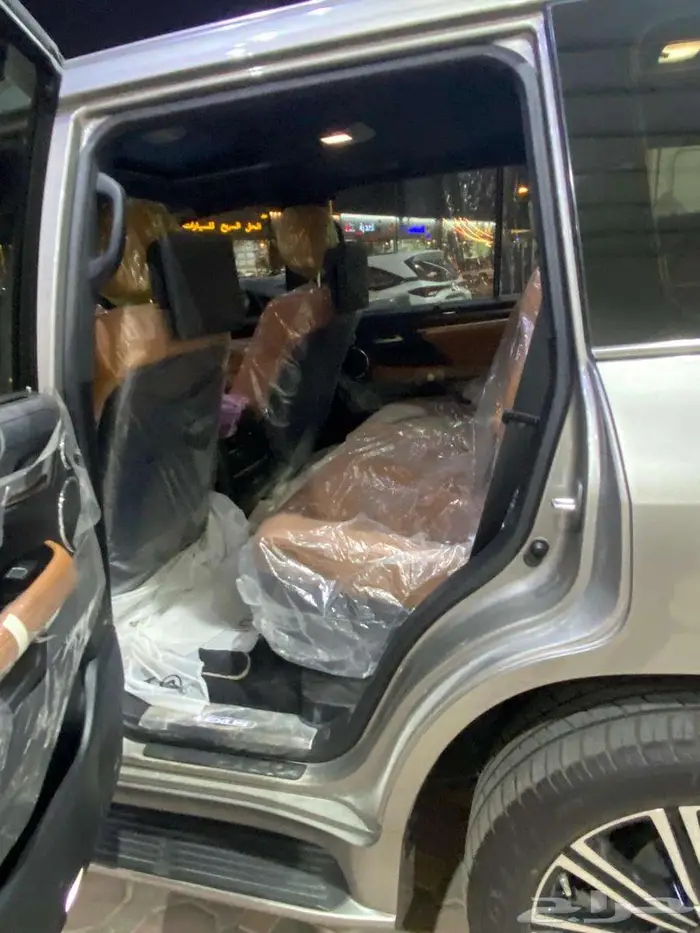 لكزس LX570 موديل 2021 (سعودي) عداد 25 الف 8