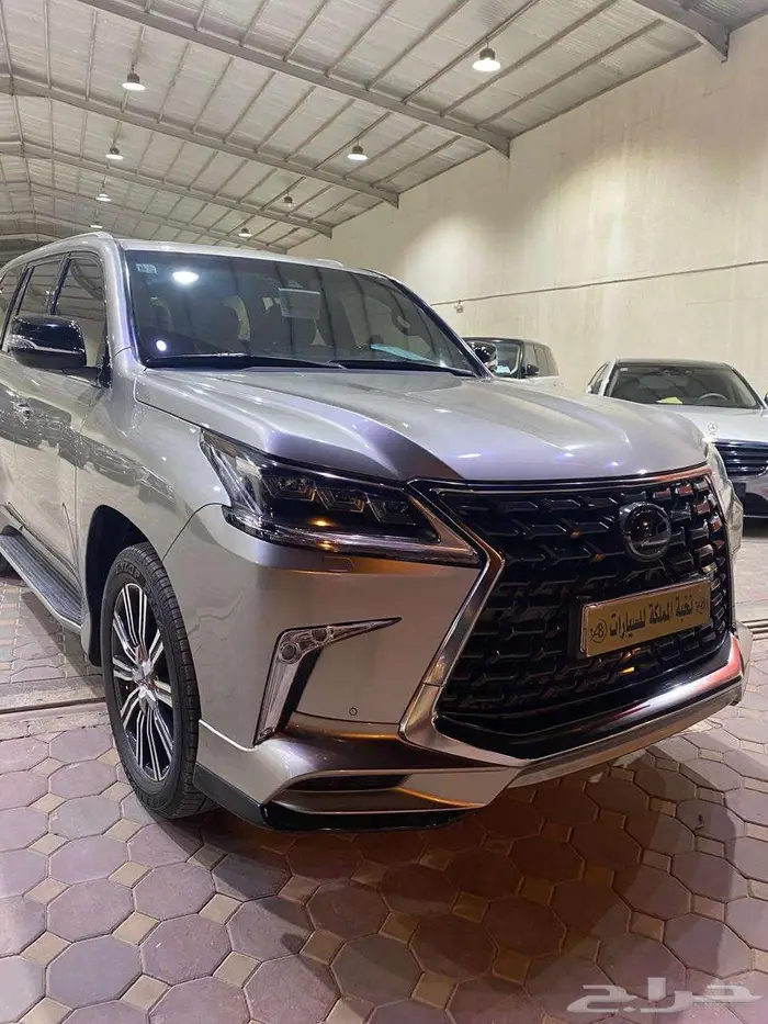 لكزس LX570 موديل 2021 (سعودي) عداد 25 الف 2