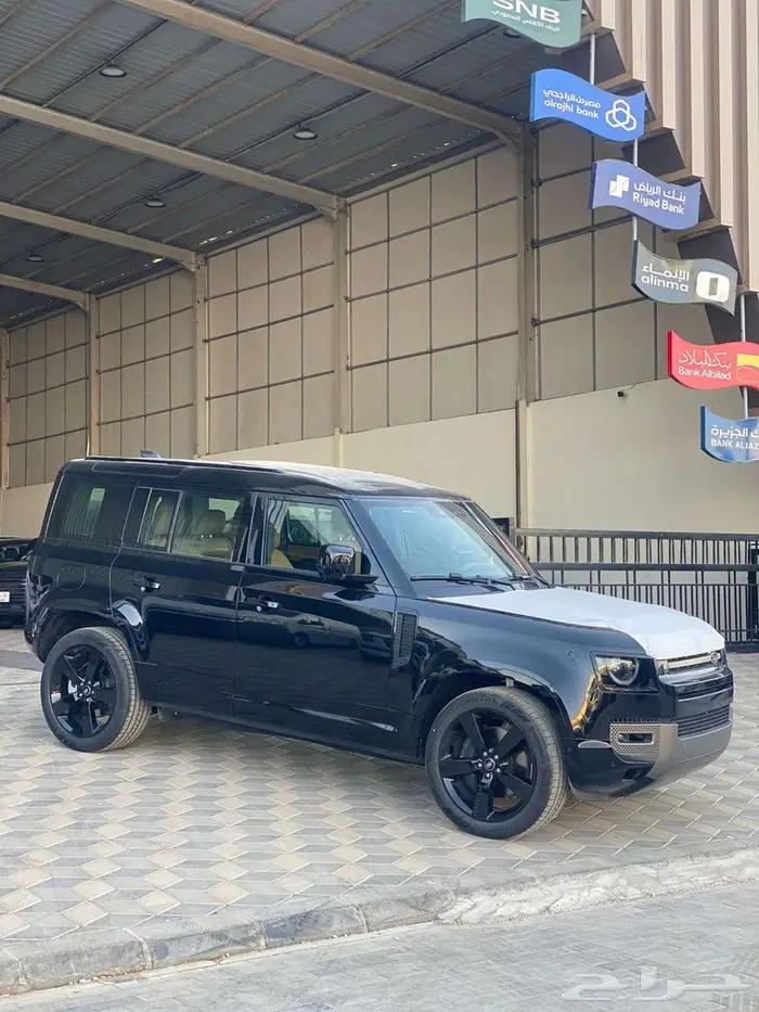لاند روفر دفندر 2025 كاش -اقساط اسود 2