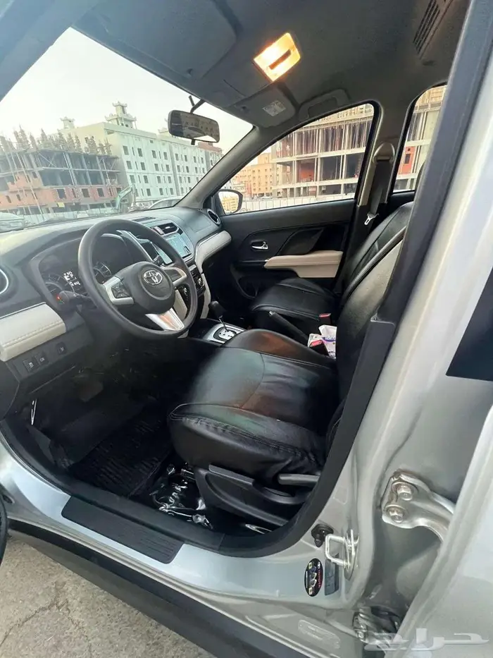 تويوتا راش2023 شبه جديد للبيع 10