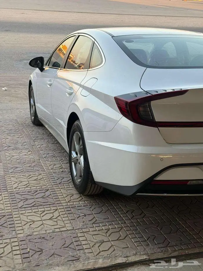 هونداى سوناتا 2023 ابيض ستاندر 6