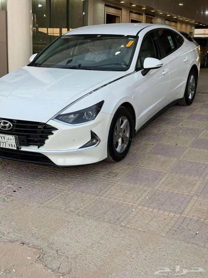 هونداى سوناتا 2023 ابيض ستاندر 8