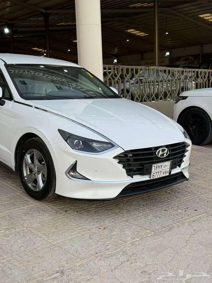 هونداى سوناتا 2023 ابيض ستاندر 10