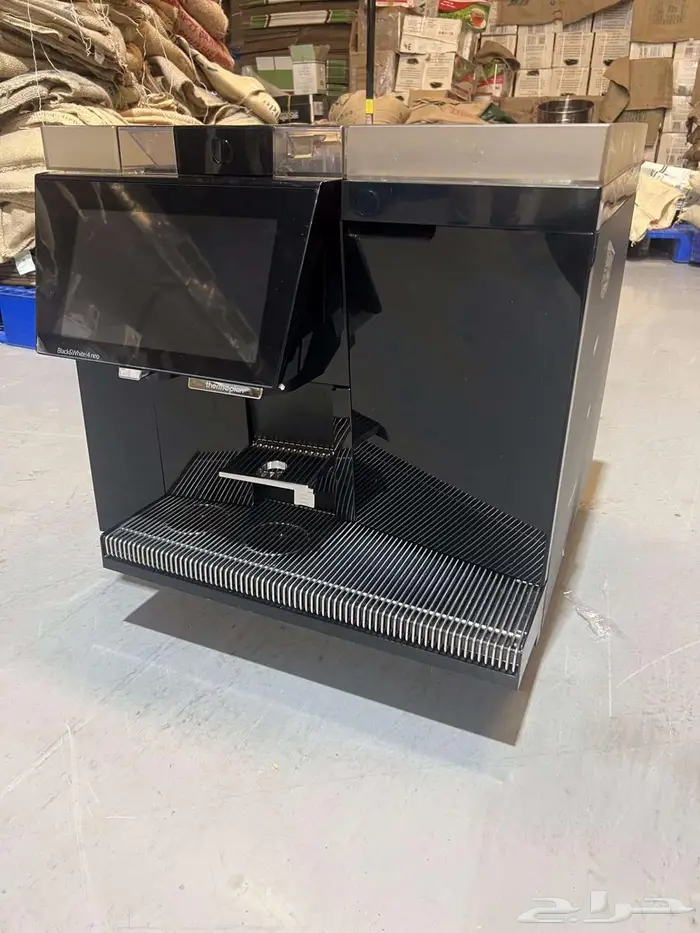 Thermoplan Black White4 neo Coffee Machine 1