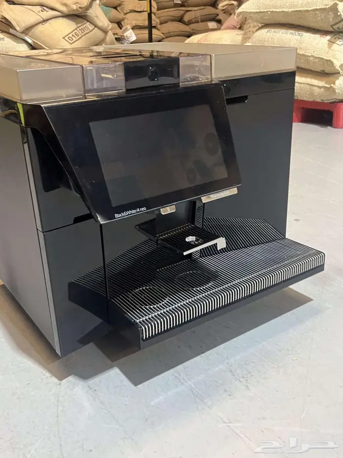 Thermoplan Black White4 neo Coffee Machine 0