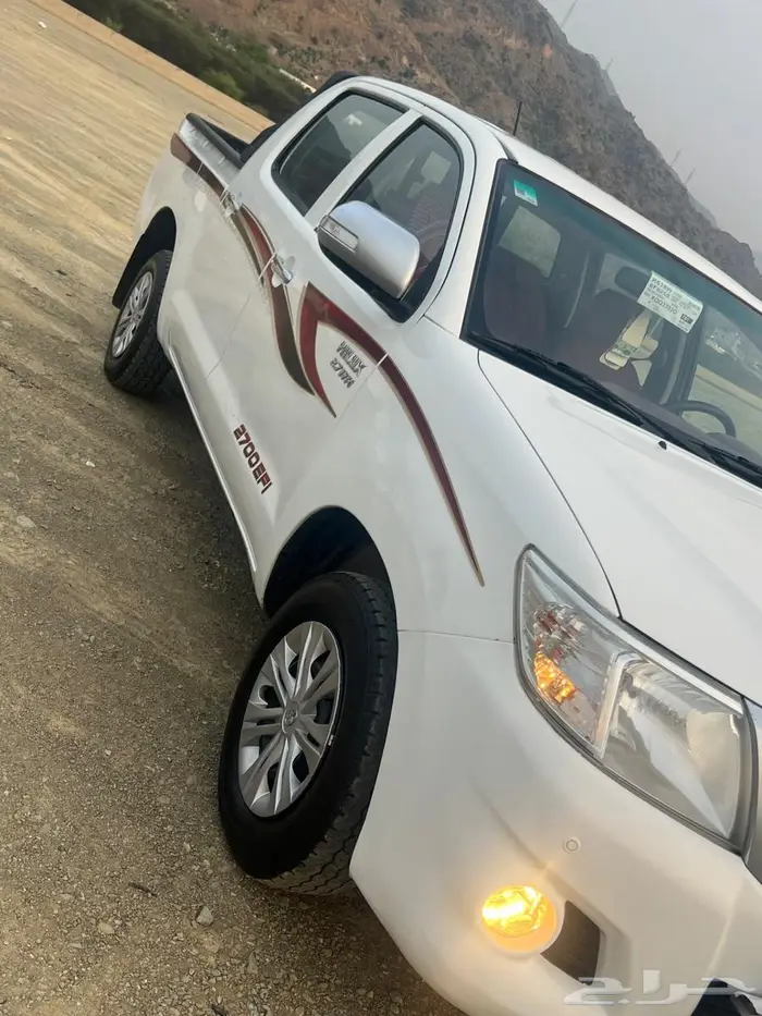 هايلوكس للبيع 12