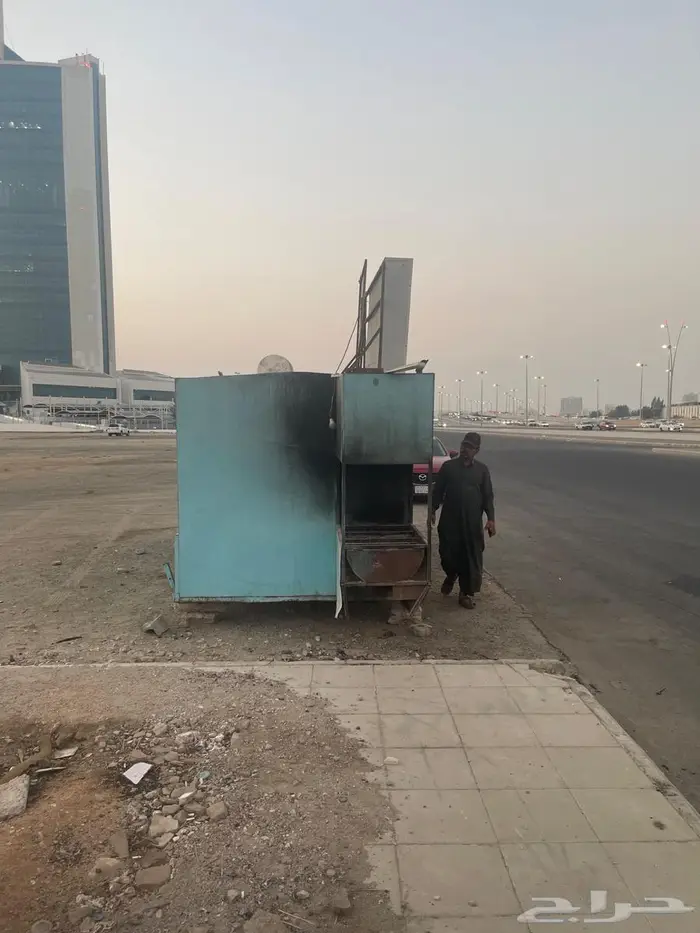 فود ترك مساحة 3.30 في 2 10