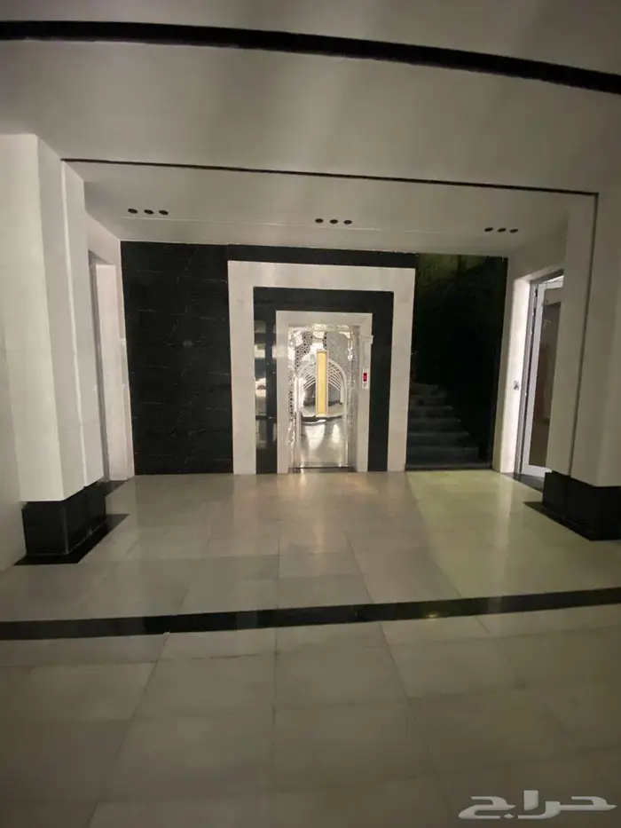 شقه للايجار مكونه من غرفتين فقط وحمام بحي المروة مع مطبخ 1