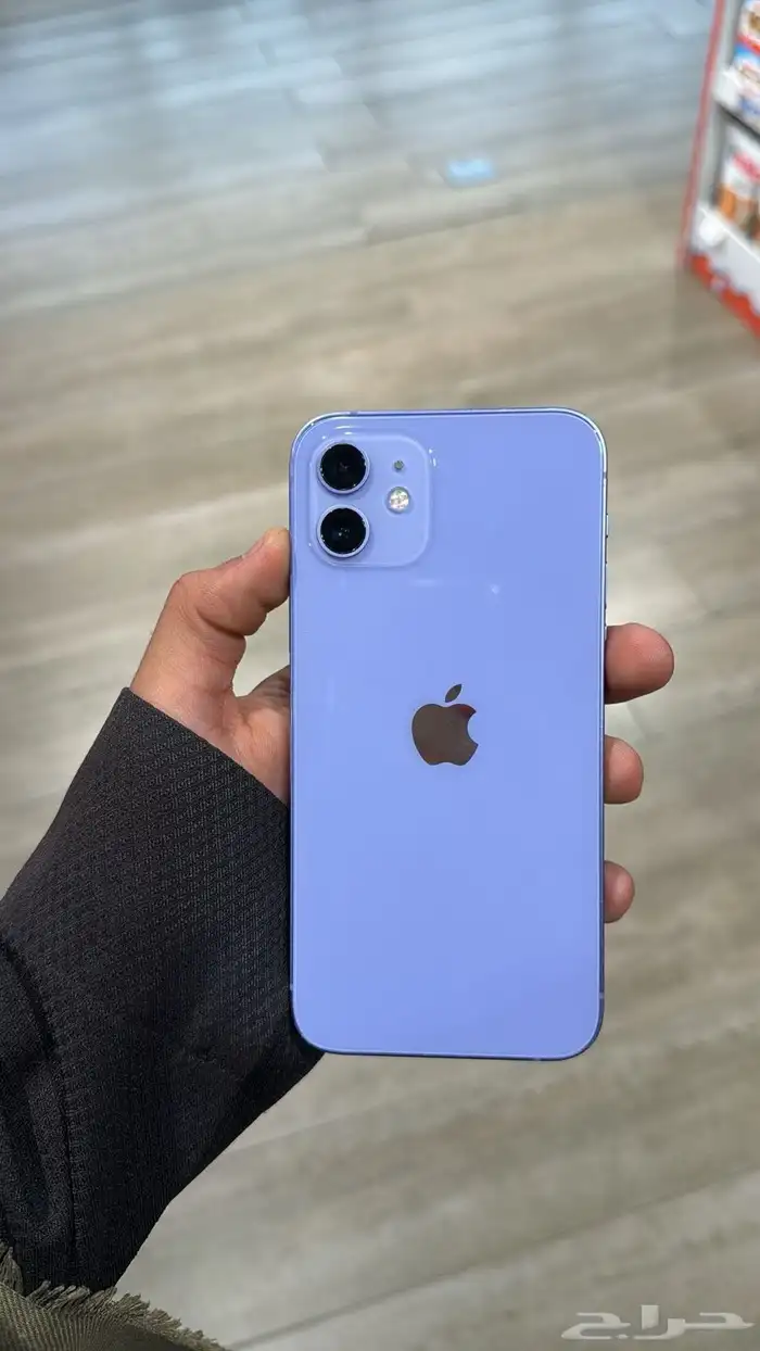ايفون 12 العادي 3