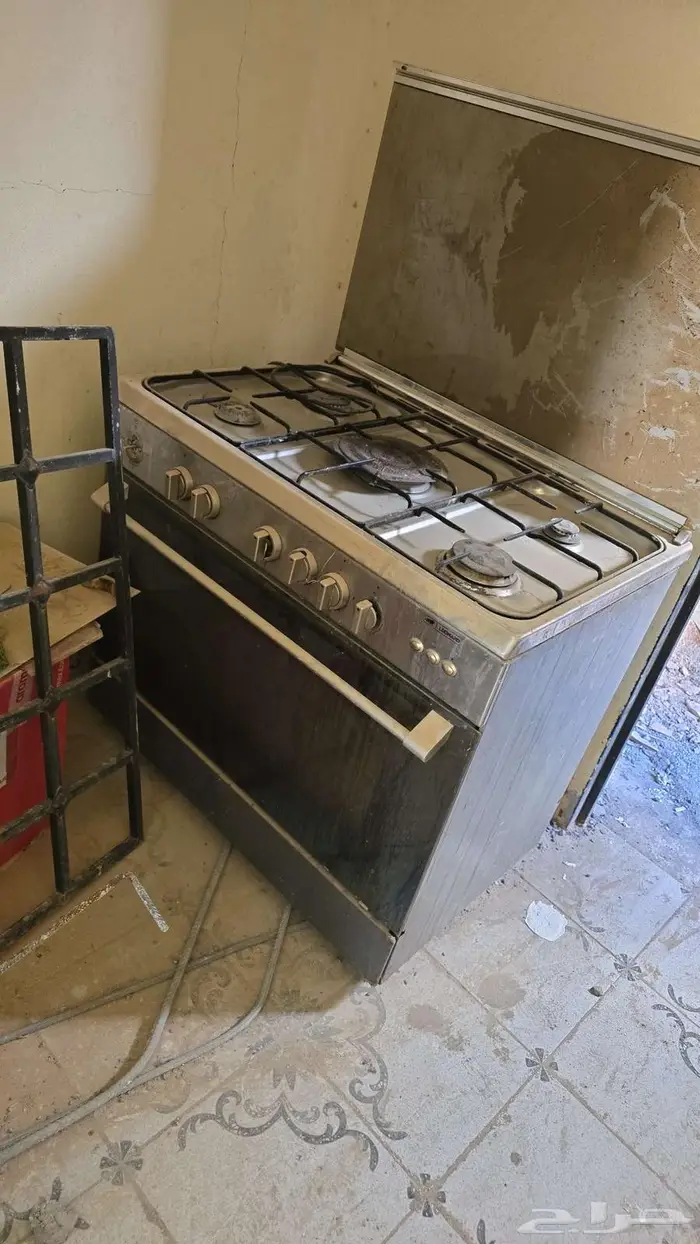 أغراض متنوعه للبيع 0