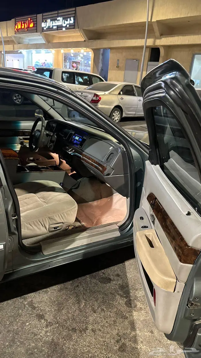 فورد ماركيز على الشرط 11