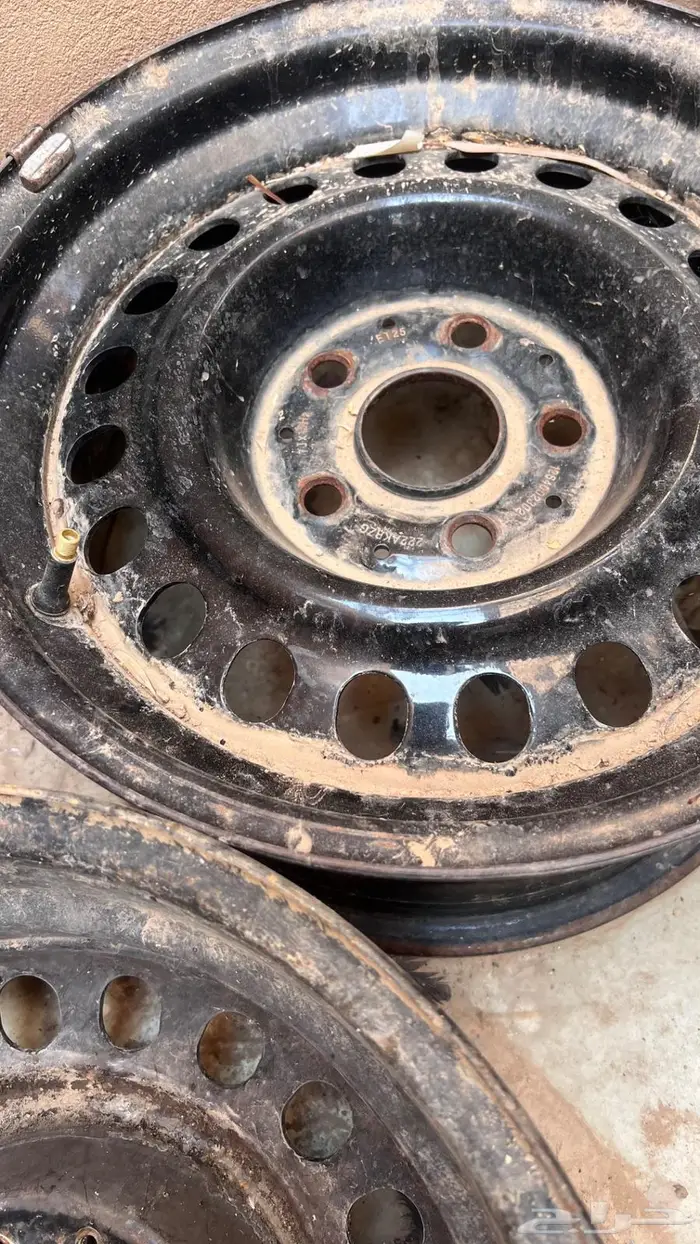 جنوط مورسدس هايلوكس 4