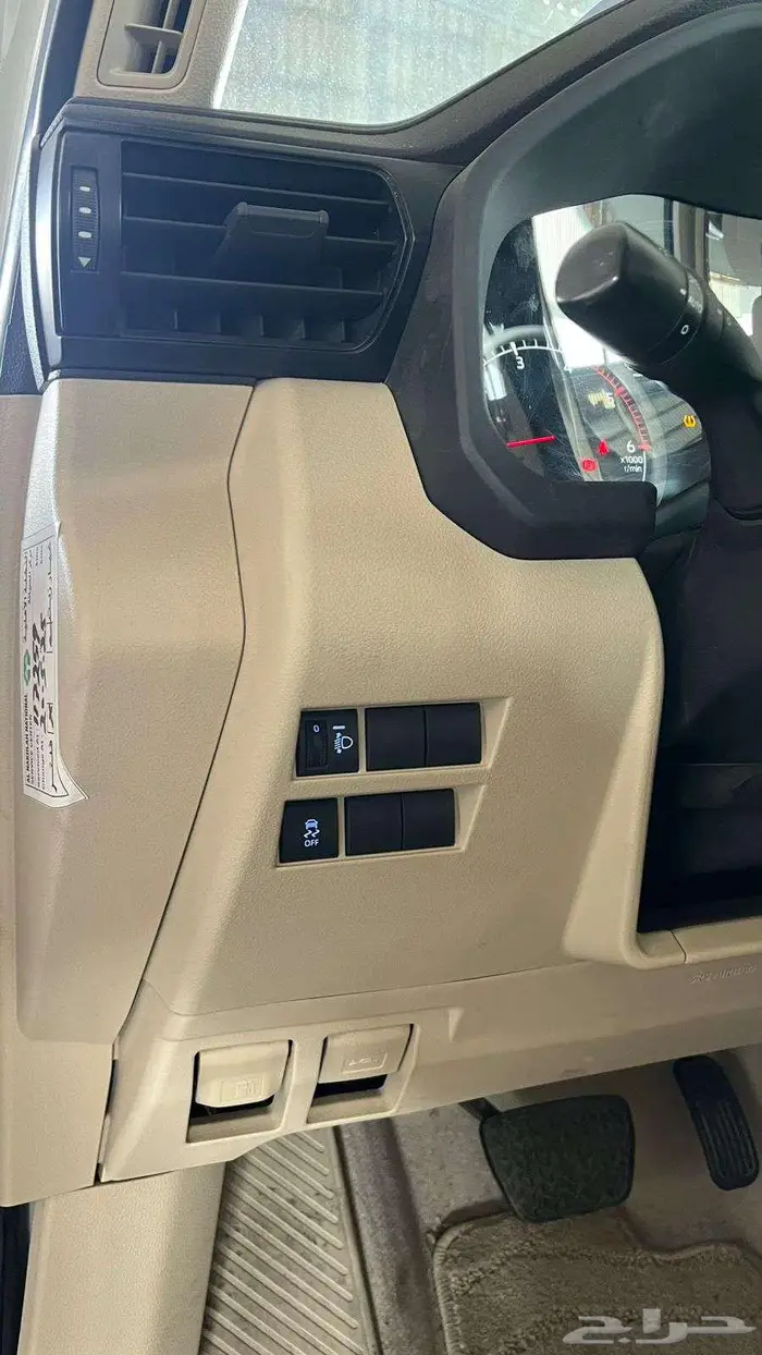 تويوتا لاند كروزر صالون 11