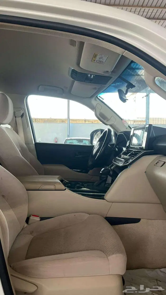 تويوتا لاند كروزر صالون 18