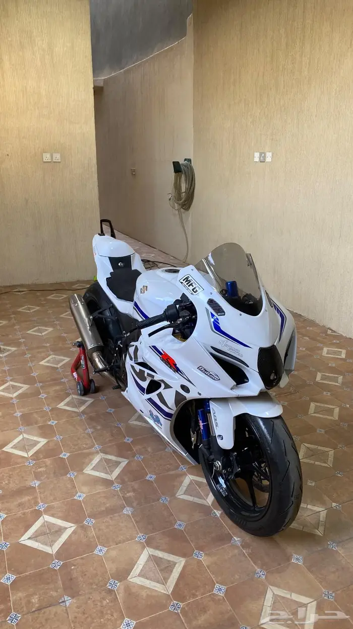 سوزوكي 1000RR 1