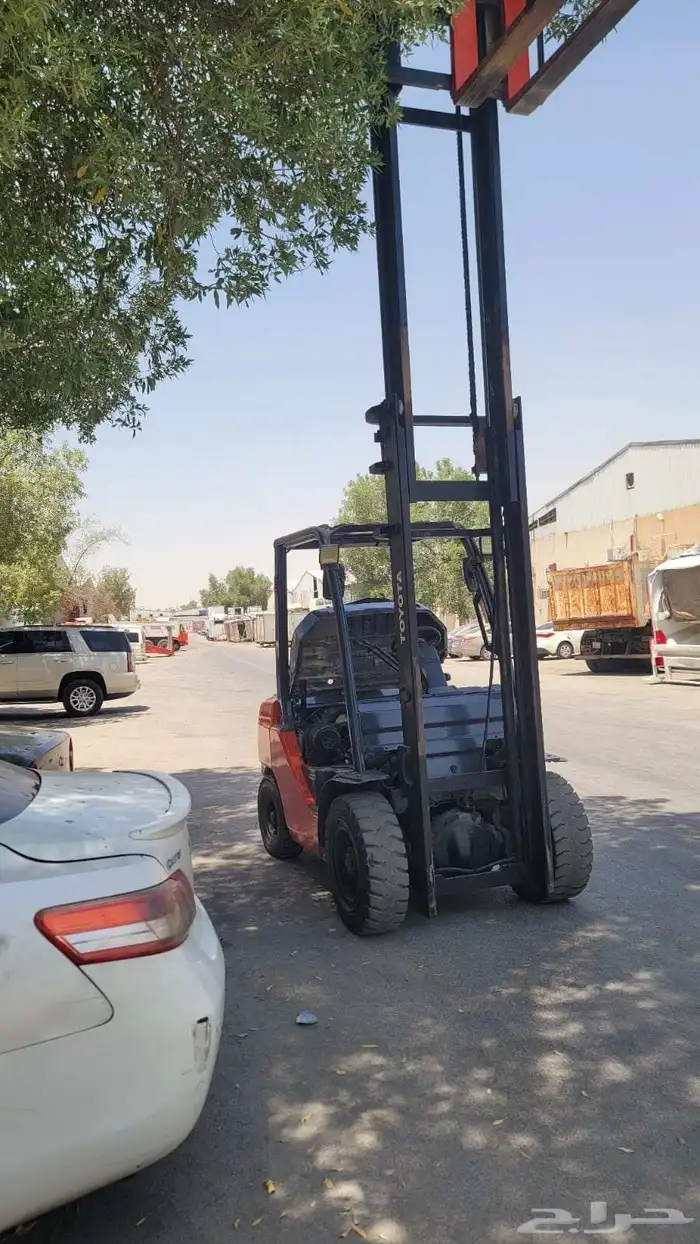 للبيع رافعة شوكية ديزل فوركلفت رافعه تايوتا 3