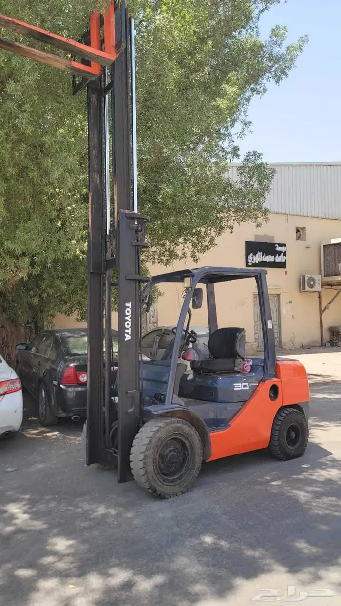 للبيع رافعة شوكية ديزل فوركلفت رافعه تايوتا 2