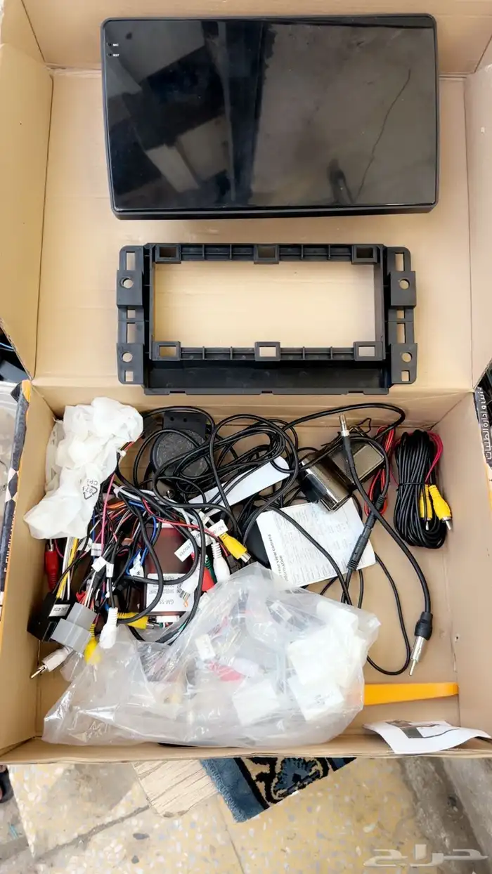 شاشة يوكن او تاهو من 2007وفوق 0