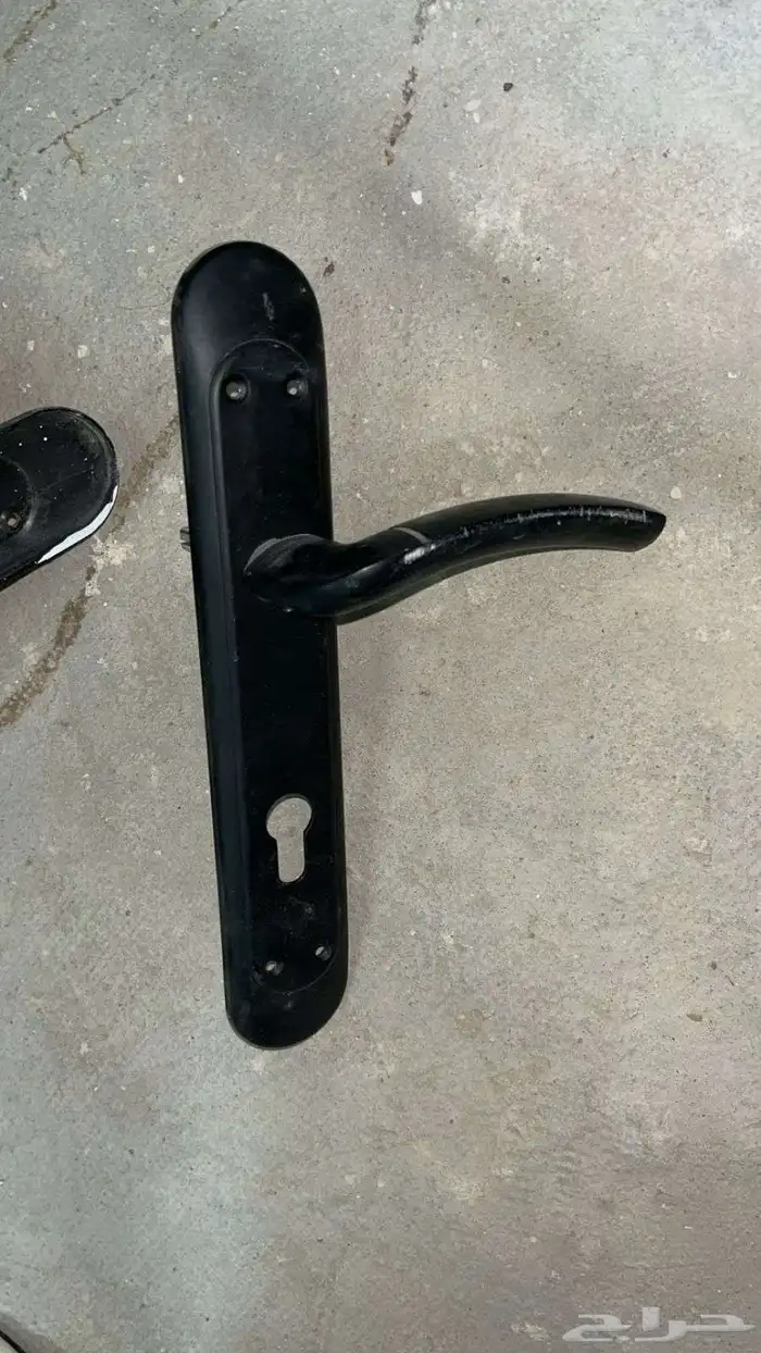 مقابض باب خشب 1