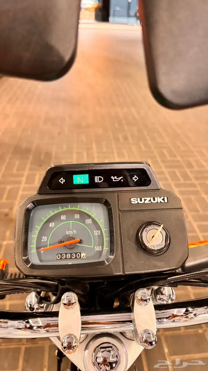 للبيع دباب سوزوكي Ax100 1