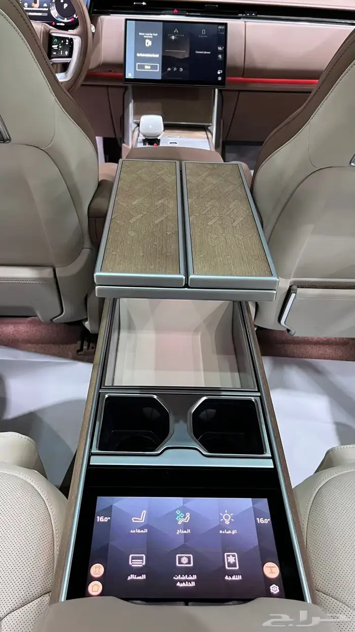 رانج روفر SV لارج موديل 2024 18