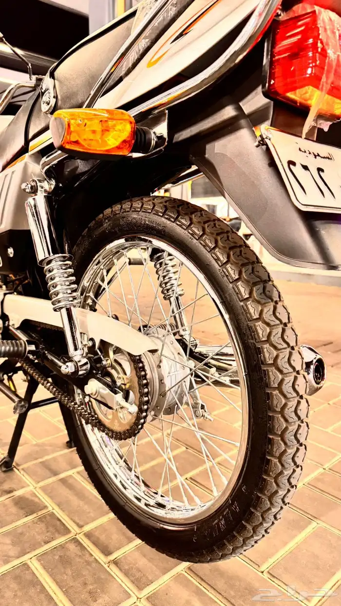 للبيع دباب سوزوكي Ax100 8