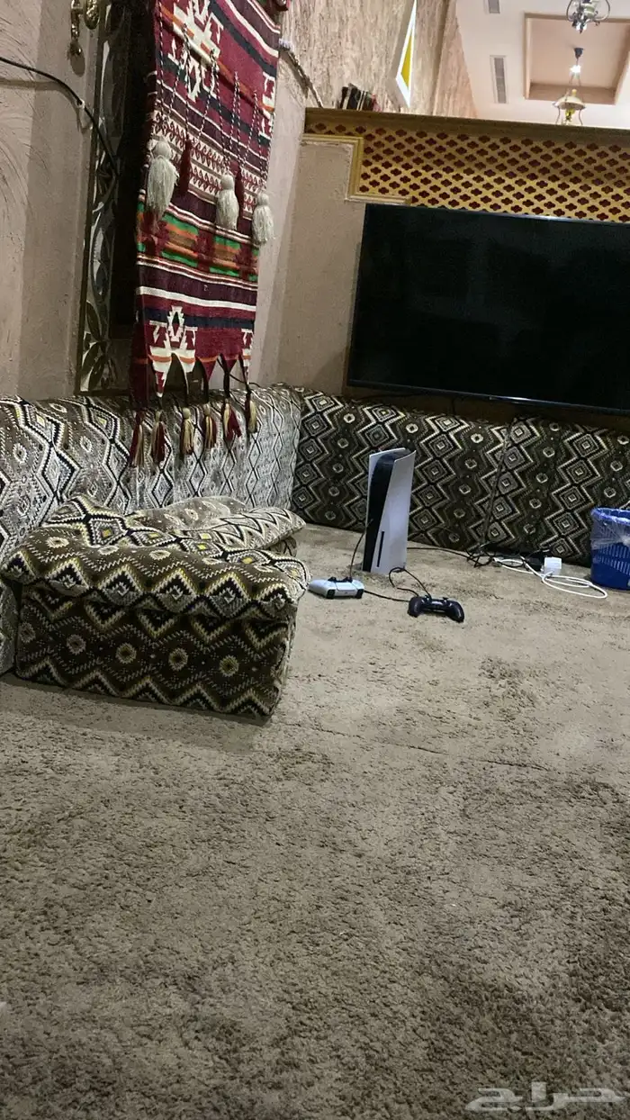 التقبيل المحل ديوانيه او مهيله او بيع أغراضها 1