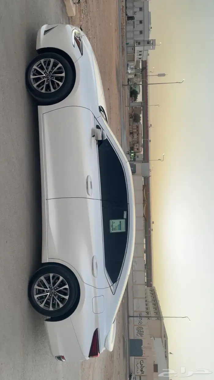 لكزس 2023 1