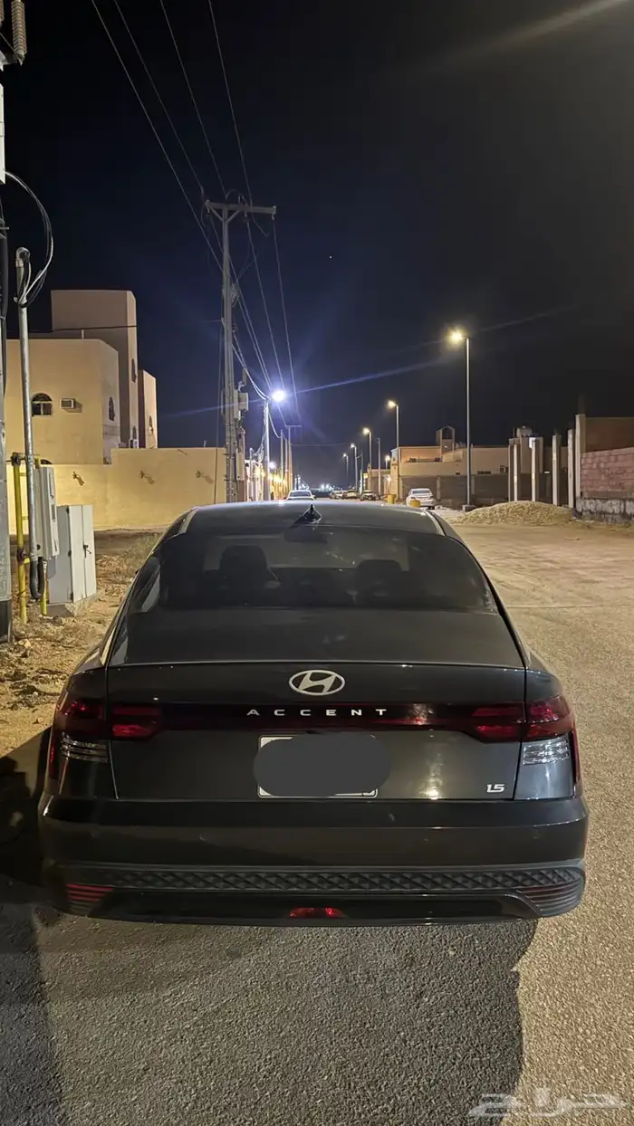 اكسنت 2025 للبيع   رمادي 1