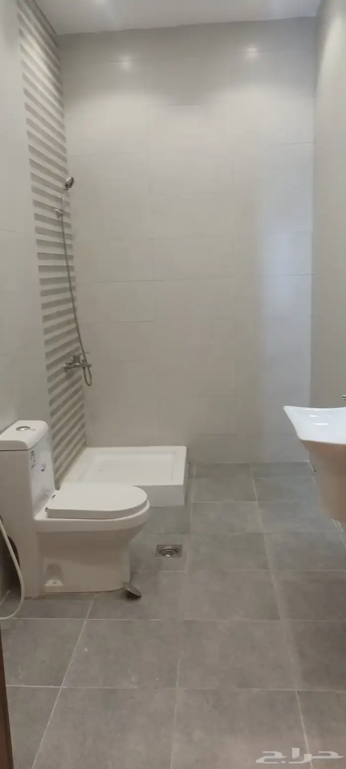 شقة4 غرف 2