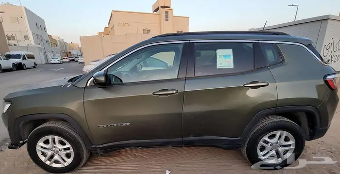 جيب كومباس 2019 على السوم 9