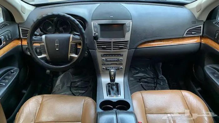 لينكولن MKT موديل 2012 3