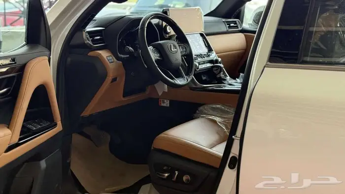 لكزس LX600 BB موديل 2025 سعودي عرض خاص 4