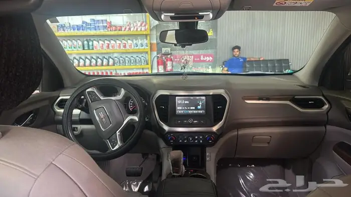 GMC Acadia SLE 2019 AWD - Matte Black 6