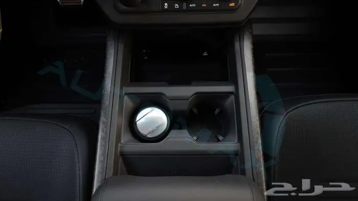 2025 LAND ROVER DEFENDER 110 OCTA SPECIAL EDITION ONE GCC 23