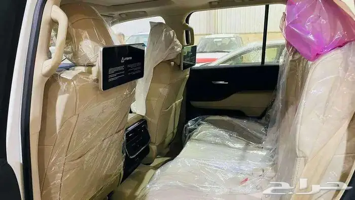 تويوتا-لاندكروزر -GXRL4-بنزين -2025-سعودى -بطاقه 10